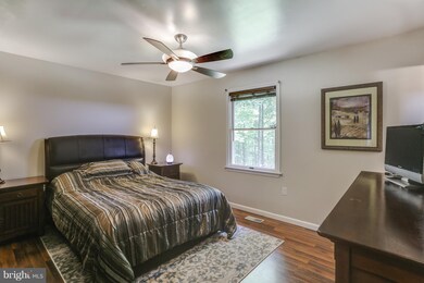 6207 Frontier Ct, Sykesville, MD 21784 - photo 7