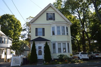 157 Phillips St, Methuen, MA 01844 - photo 3
