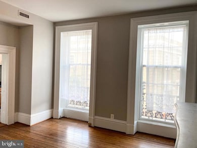1338 Wisconsin Ave NW unit 3, Washington, DC 20007 - photo 4