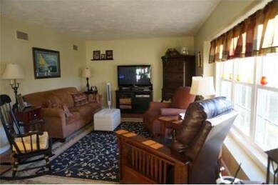 9 Canali Dr, Milford, MA 01757 - photo 5