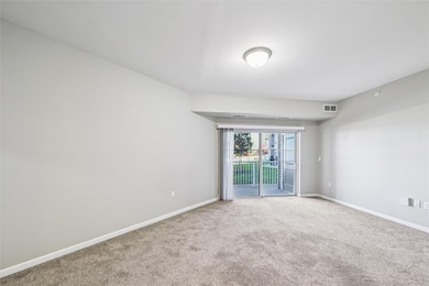 3550 Stone Creek Cir SW unit 105, Cedar Rapids, IA 52404 - photo 6