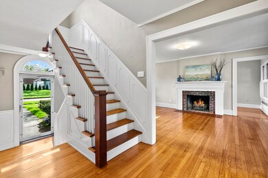 54 Chatham Rd, Longmeadow, MA 01106 - photo 2