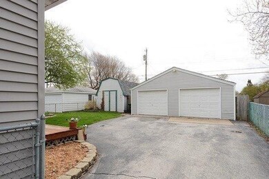 2708 Glenwood St, Highland, IN 46322 - photo 2