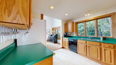 392-Northwest-ridge-Road-10132023_191439
