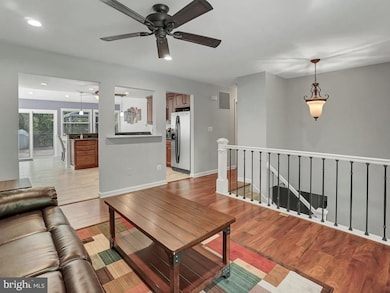 10972 Horseshoe Dr, Frederick, MD 21701 - photo 5