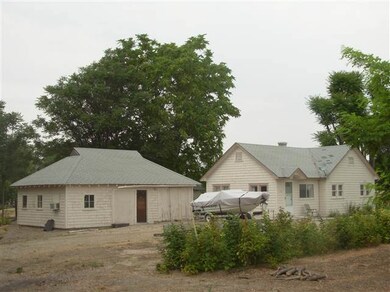 1203 S Canyon St, Nampa, ID 83686 - photo 3