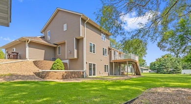 6445 Coryell Ct, Inver Grove Heights, MN 55076 - photo 4