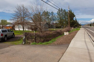 7865 Atlantic Ave, White City, OR 97503 - photo 5