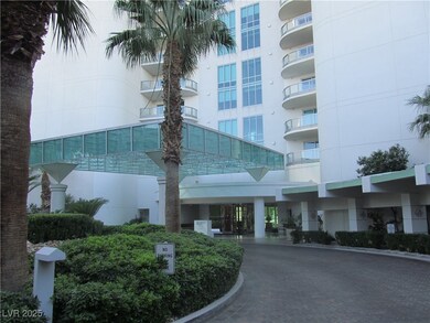 View of apartment building / complex