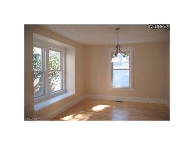 Dining room finshed with be=bamboo floors.