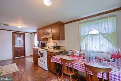 1401 Mount Laurel Rd, Temple, PA 19560 - photo 7