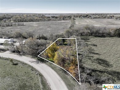 707 Eagle Dr, Bruceville-Eddy, TX 76524 - photo 2