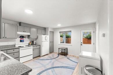 450 Midway Rd unit 6, Medford, OR 97501 - photo 7