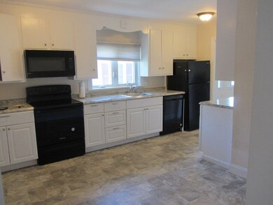 169 Paradise Rd unit 2, Swampscott, MA 01907 - photo 4