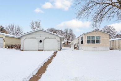 502 Edgar Place, Faribault, MN 55021 - photo 3