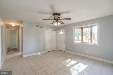 2409 Smiths Ln, Wilmington, DE 19810 - photo 7