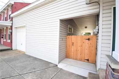 420 Washington St, Tamaqua, PA 18252 - photo 3