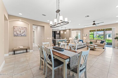 11-web-or-mls-3387 Caviston Way-11
