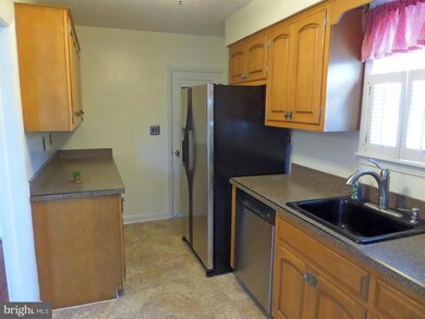 3223 E Northern Pkwy, Baltimore, MD 21214 - photo 7