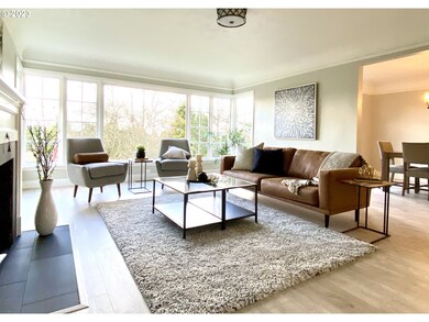 Living Room/Dining Room