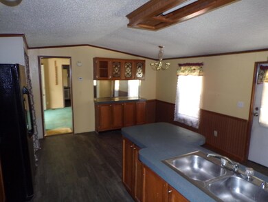 200 Perkins Dr, Burnside, KY 42519 - photo 5