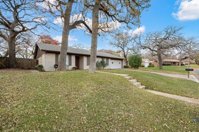 421 Moore Creek Rd, Hurst, TX 76053 - photo 2
