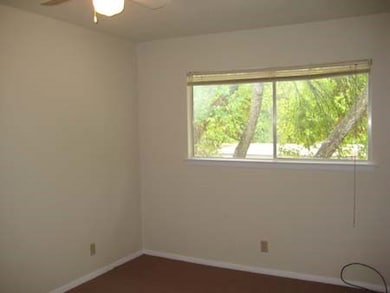 608 N Mckinney St unit 2, Ennis, TX 75119 - photo 7