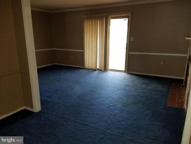 965 E Maple St, Palmyra, PA 17078 - photo 4