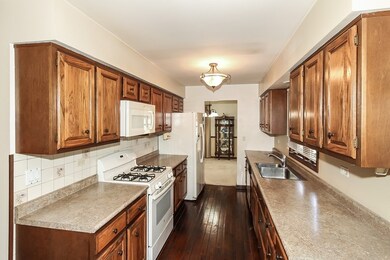 811 Oceola Dr, Algonquin, IL 60102 - photo 4