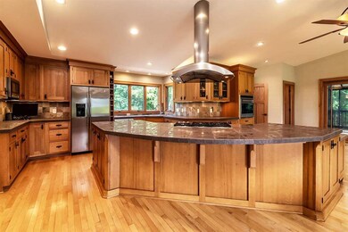 2132 Vintage Dr, Fitchburg, WI 53575 - photo 3