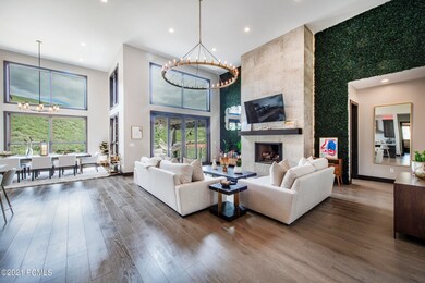2_Great-Room_high_3726053