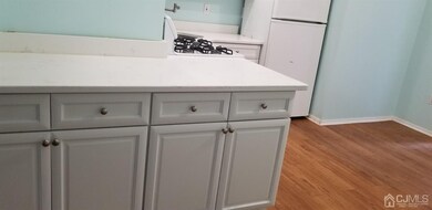 161 Evergreen Rd unit 8A, Edison, NJ 08837 - photo 6