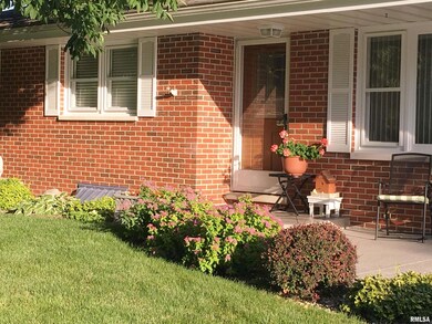 836 E Dunne St, Morton, IL 61550 - photo 3