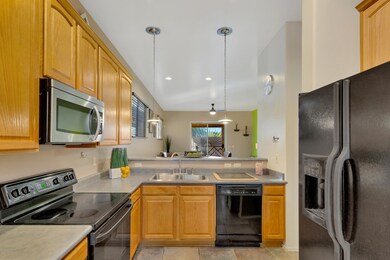 2422 E Moonrise Place, Tucson, AZ 85719 - photo 6