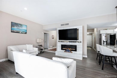 16630 Savor Ln unit 13, Clinton Township, MI 48038 - photo 6