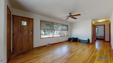 225 Chandler Dr, Mundelein, IL 60060 - photo 5