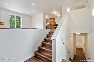 3600 Entry Way