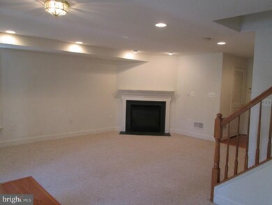 25848 Turlough Terrace, Chantilly, VA 20152 - photo 7