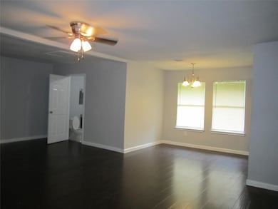 5203 Dewberry St, Houston, TX 77021 - photo 5