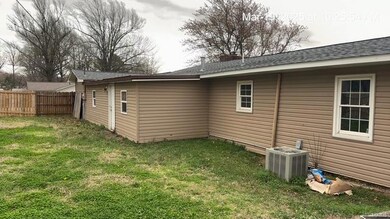 101 Hunt St, Dexter, MO 63841 - photo 3