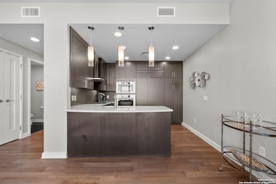 The Broadway unit 1505, San Antonio, TX 78209 - photo 6