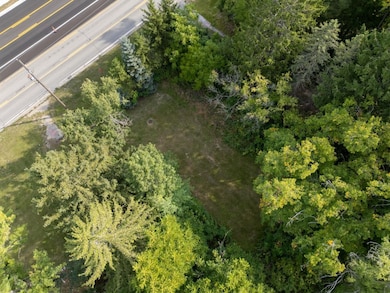 3317 Isabella St, Midland, MI 48640 - photo 6