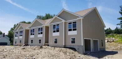 499 Mammoth Rd unit B, Pelham, NH 03076 - photo 4