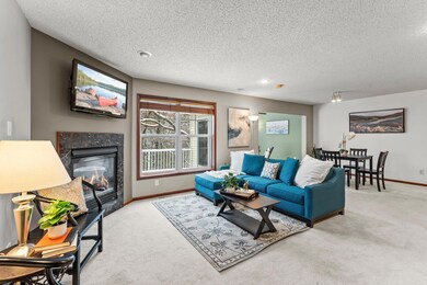 551 Stonewood Ln, Burnsville, MN 55306 - photo 5