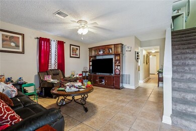 #3506 Front living area