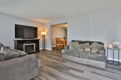 38 Birchwood Dr, Milford, NH 03055 - photo 5