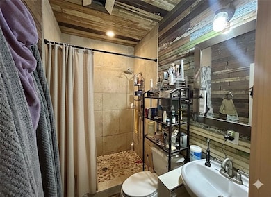 photos are partially digitally staged and partially altered to declutter.