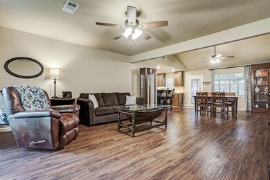 17102 Herridge Rd unit 827, Pearland, TX 77584 - photo 7