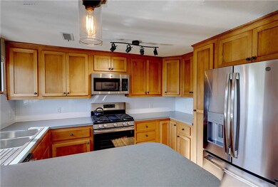 24 Pond Ct unit A, Greenville, RI 02828 - photo 5