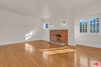 6627 W 6th St, Los Angeles, CA 90048 - photo 3